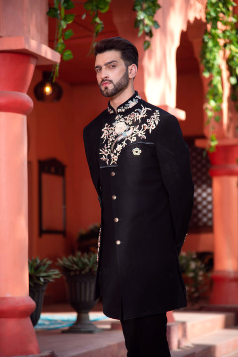 Buy Indo-Western Outfits Online from Lagan Wedding